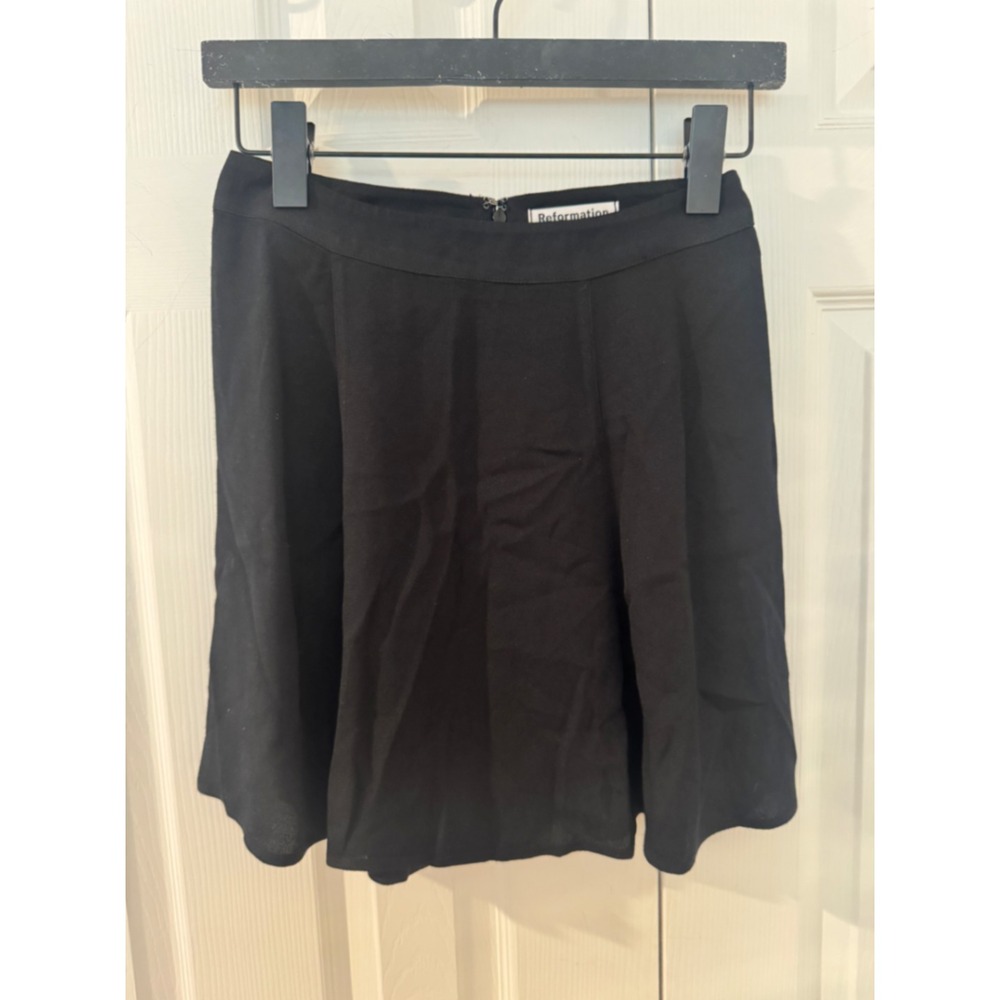 Reformation Black Mini Skirt A-Line Crepe High Waisted Size 2. Excellent